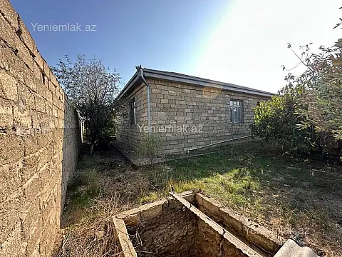 Satılır 5 otaqlı həyət evi 150 m²