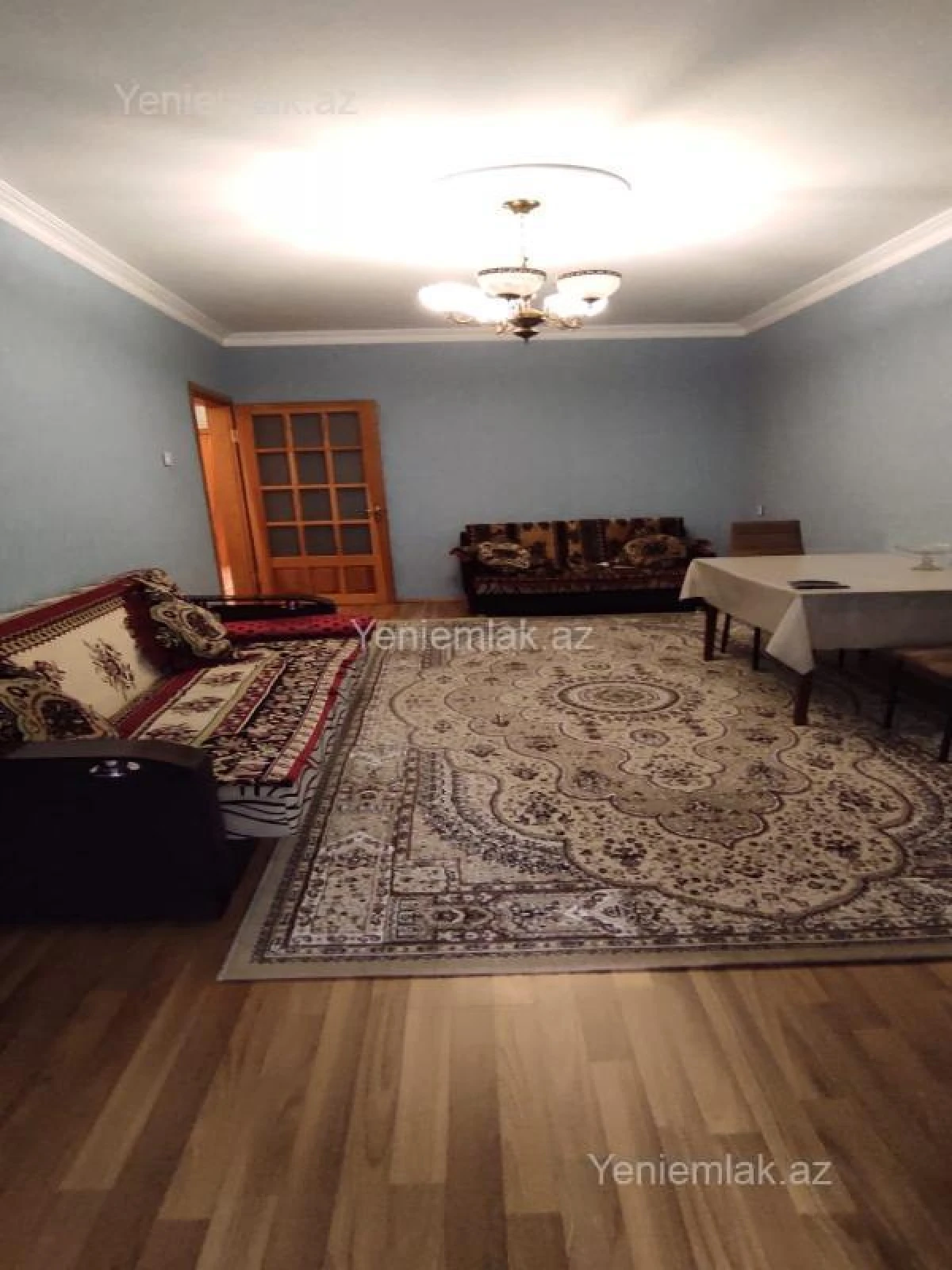 Satılır 4 otaqlı köhnə tikili 90 m²