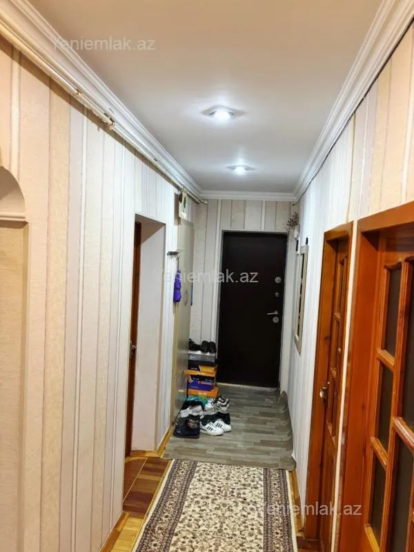 Satılır 4 otaqlı köhnə tikili 85 m²