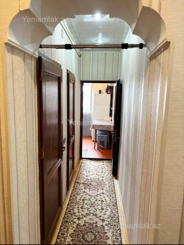 Satılır 4 otaqlı köhnə tikili 85 m²