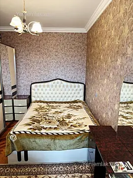 Satılır 4 otaqlı köhnə tikili 85 m²