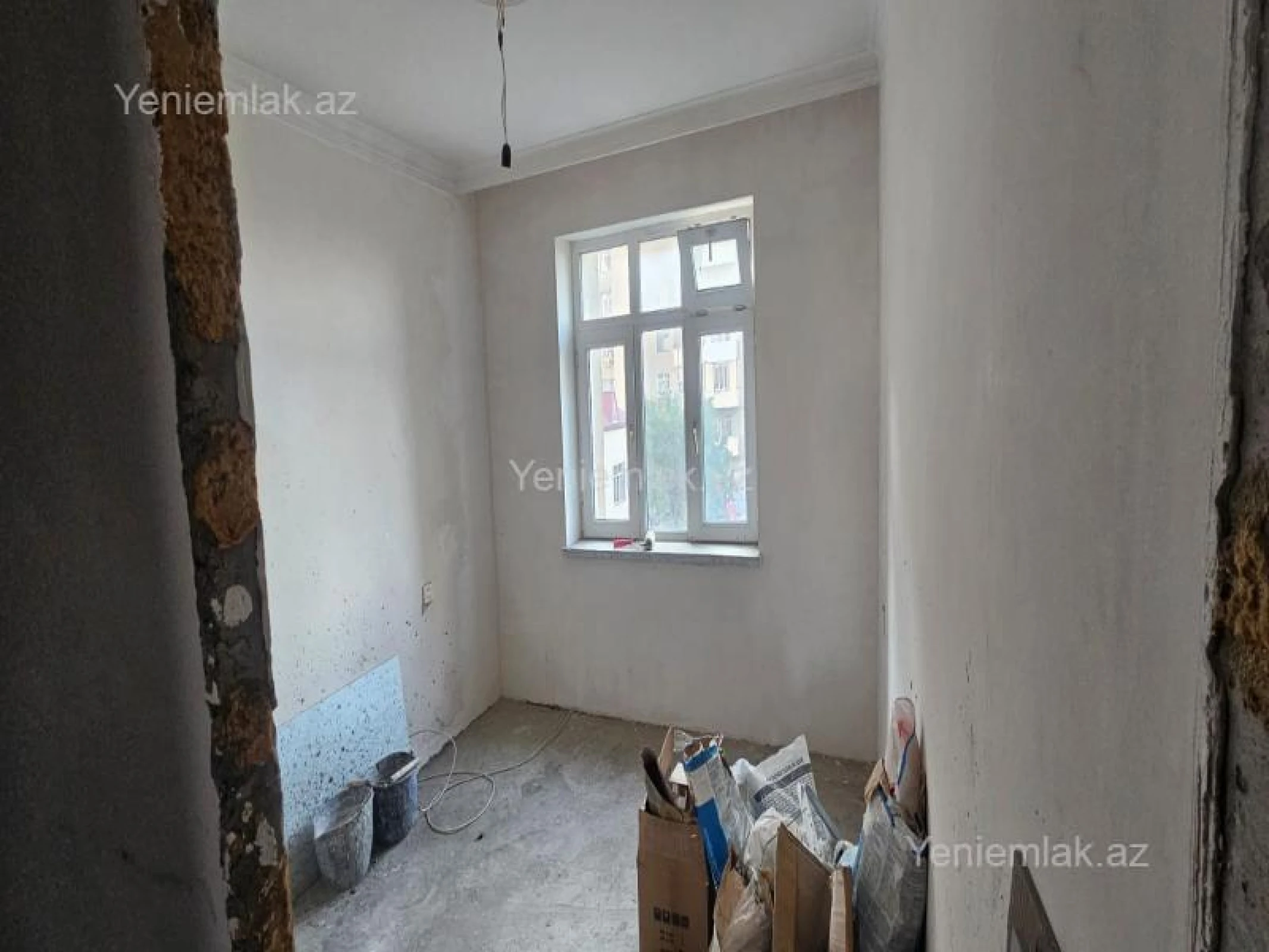 Satılır 6 otaqlı köhnə tikili 122 m²
