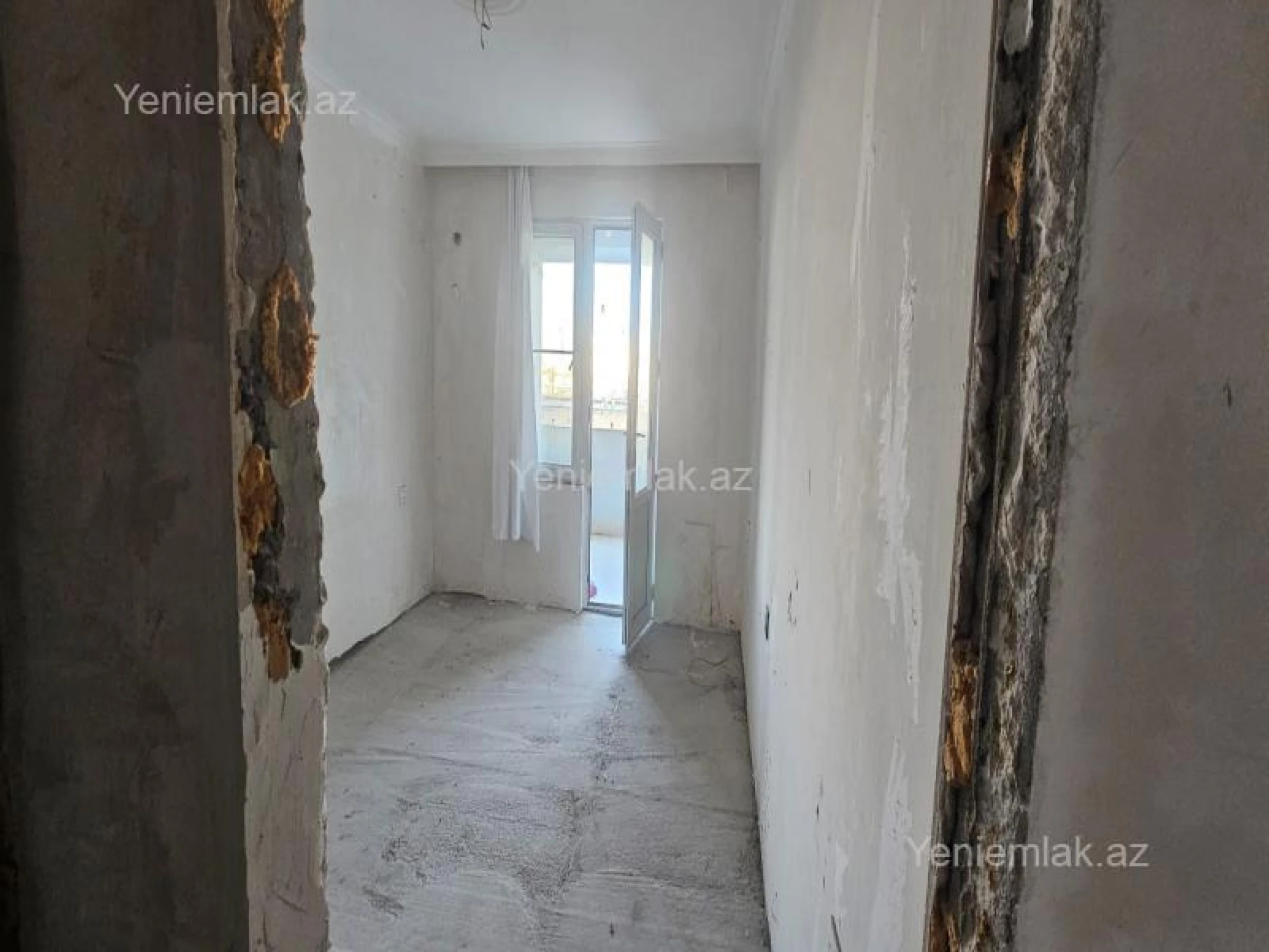 Satılır 6 otaqlı köhnə tikili 122 m²