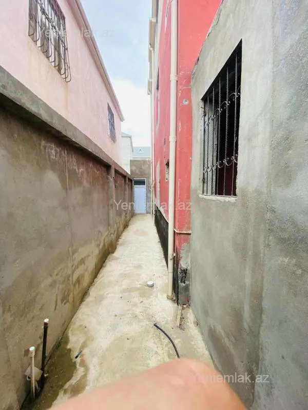 Satılır 5 otaqlı həyət evi 129 m²