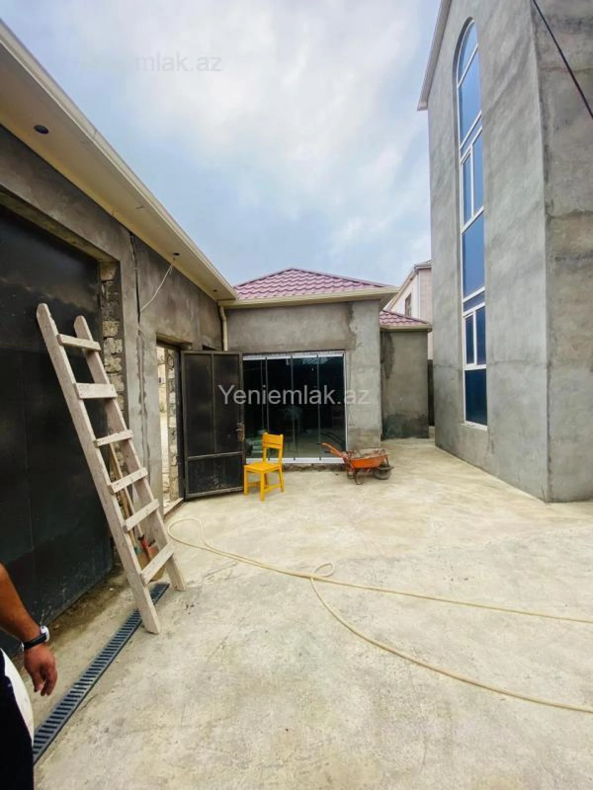 Satılır 5 otaqlı həyət evi 129 m²