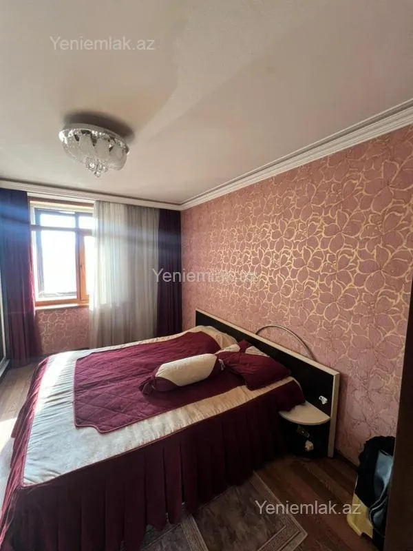 Satılır 2 otaqlı köhnə tikili 55 m²