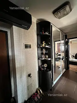 Satılır 2 otaqlı köhnə tikili 55 m²