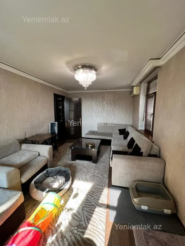 Satılır 2 otaqlı köhnə tikili 55 m²