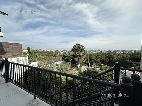 Satılır 7 otaqlı həyət evi 400 m²