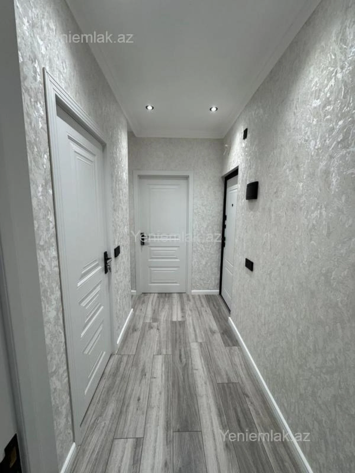 Satılır 2 otaqlı köhnə tikili 45 m²