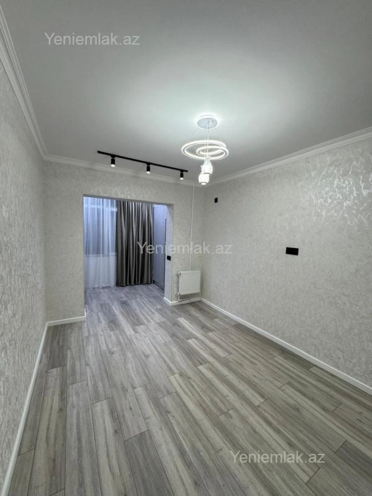 Satılır 2 otaqlı köhnə tikili 45 m²