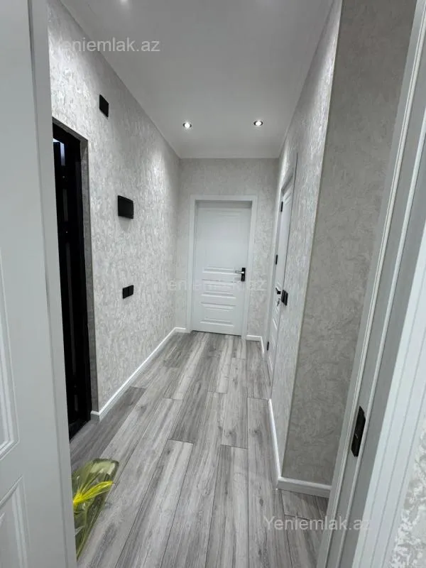 Satılır 2 otaqlı köhnə tikili 45 m²