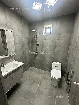 Satılır 4 otaqlı həyət evi 100 m²