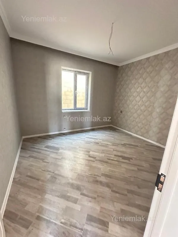 Satılır 4 otaqlı həyət evi 100 m²