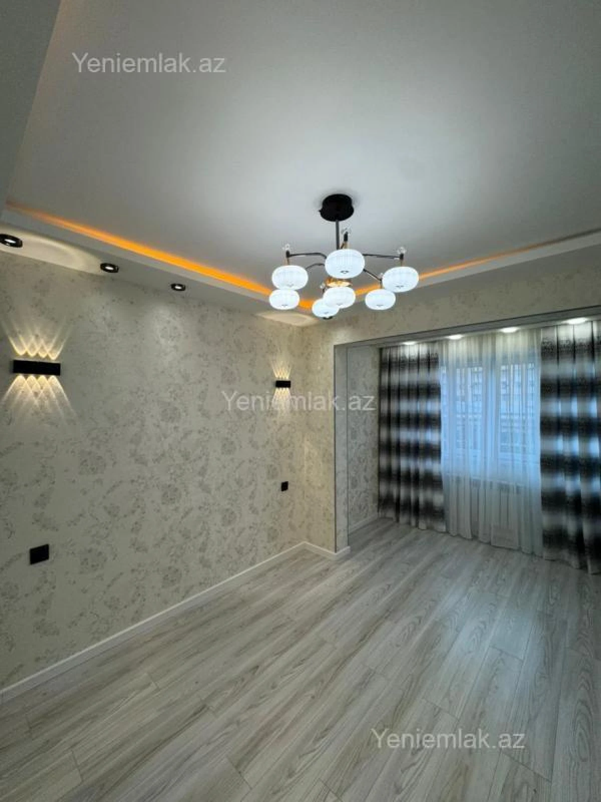 Satılır 3 otaqlı köhnə tikili 80 m²