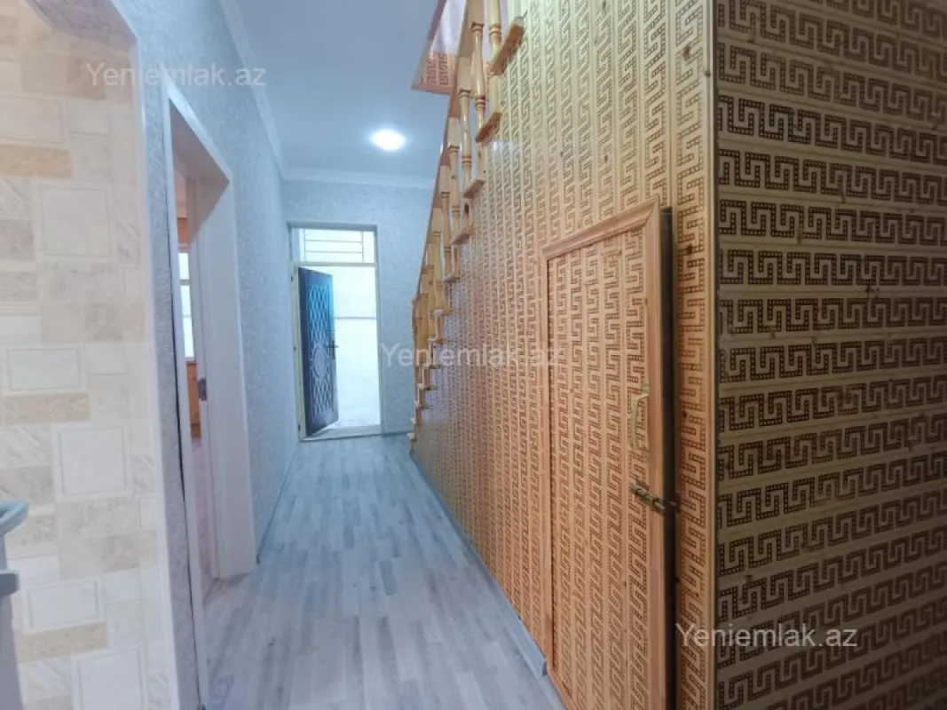 Satılır 4 otaqlı həyət evi 121 m²
