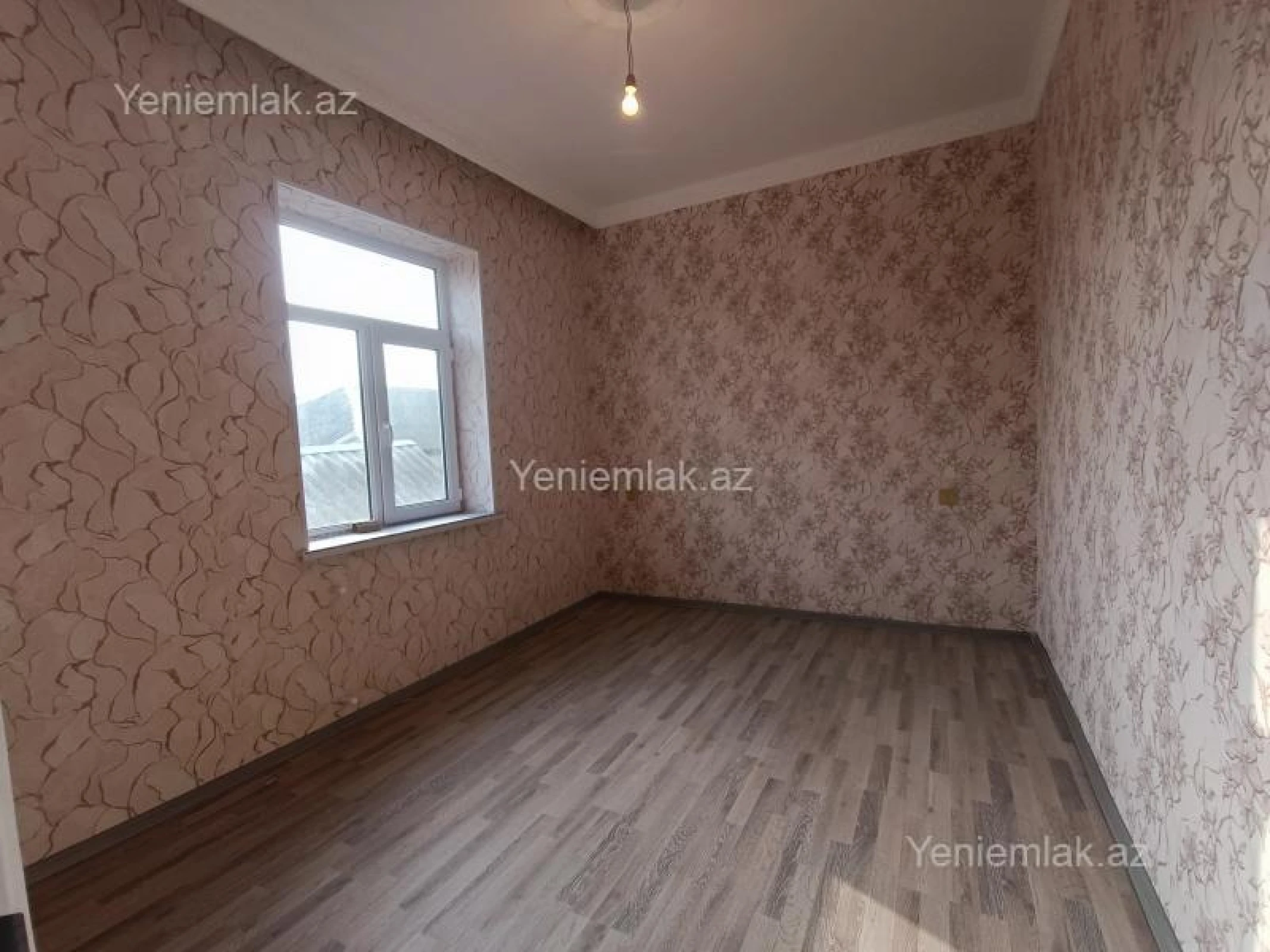Satılır 4 otaqlı həyət evi 121 m²