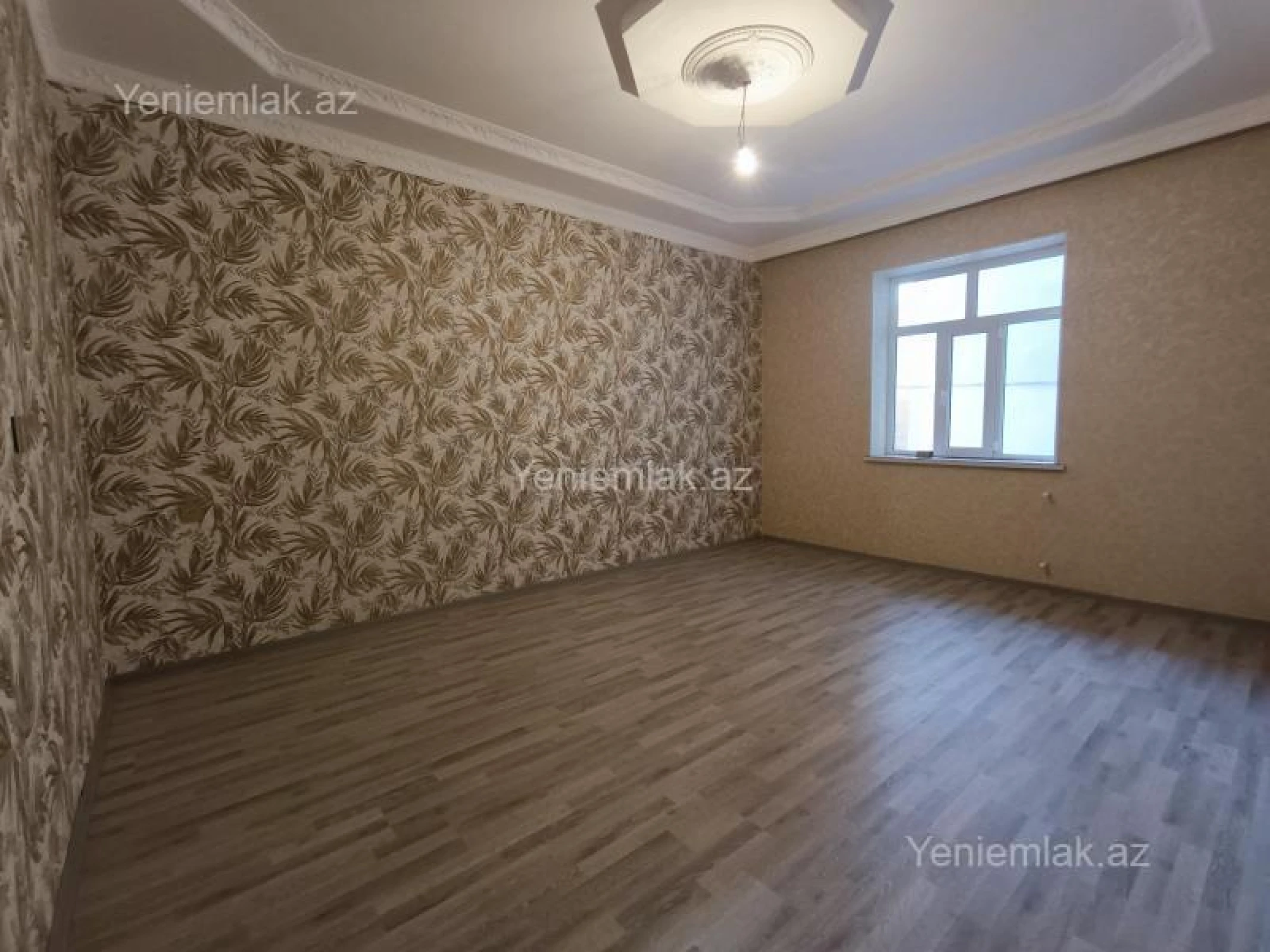 Satılır 4 otaqlı həyət evi 121 m²