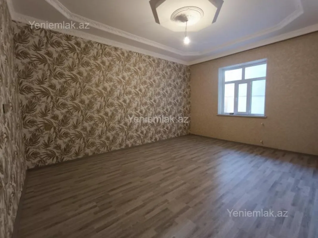 Satılır 4 otaqlı həyət evi 121 m²