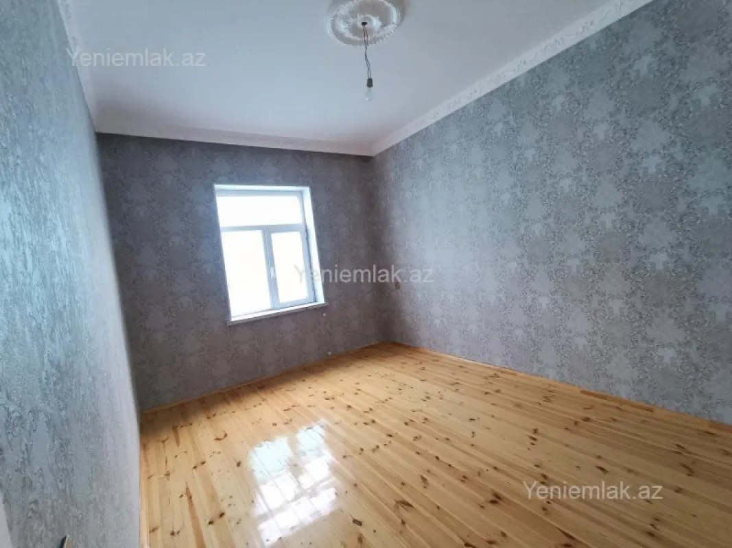 Satılır 4 otaqlı həyət evi 117 m²