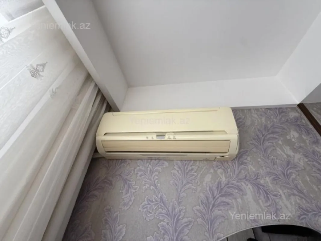 Satılır 3 otaqlı yeni tikili 130 m²