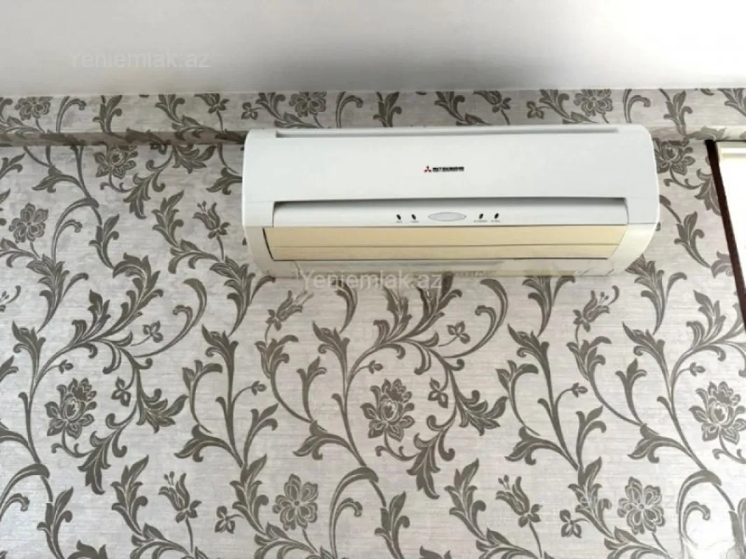 Satılır 3 otaqlı yeni tikili 130 m²