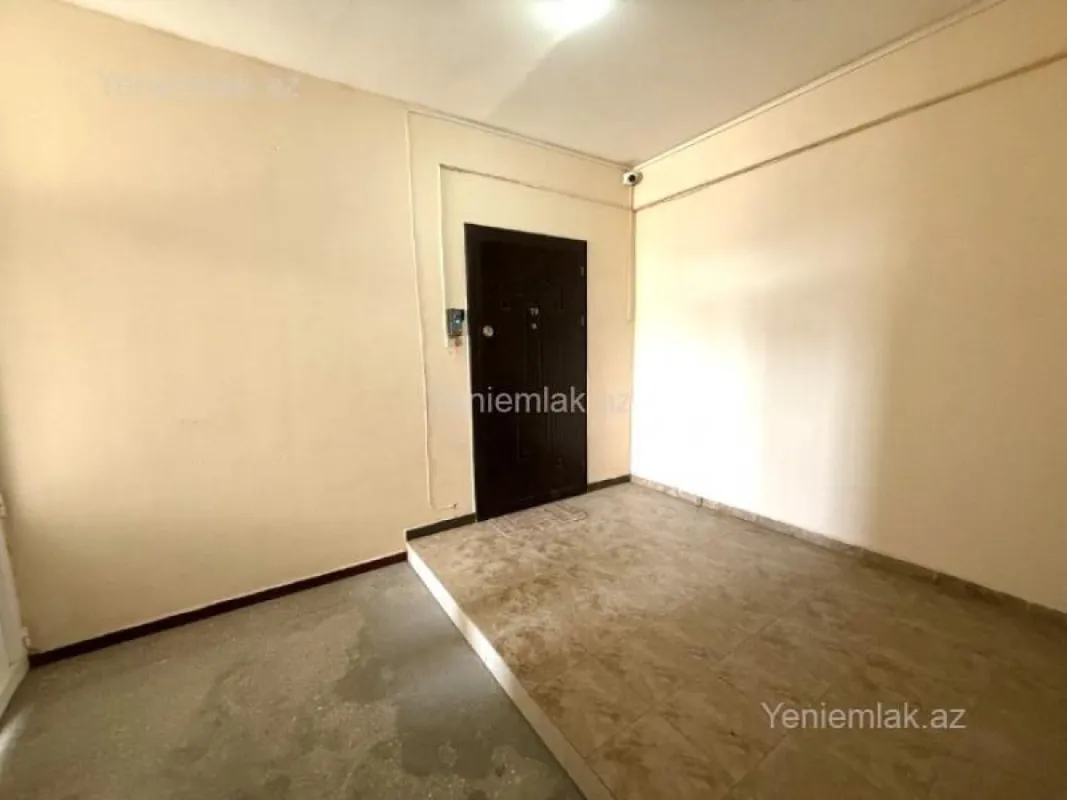 Satılır 3 otaqlı yeni tikili 130 m²