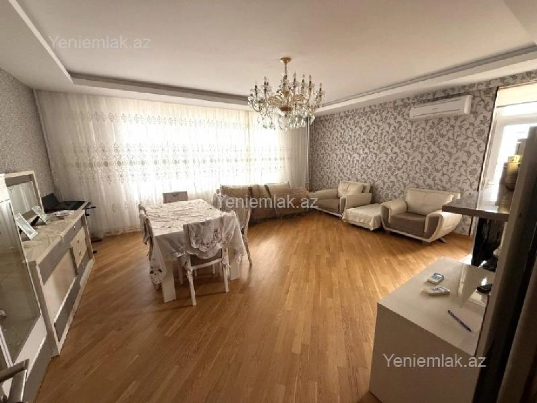 Satılır 3 otaqlı yeni tikili 130 m²