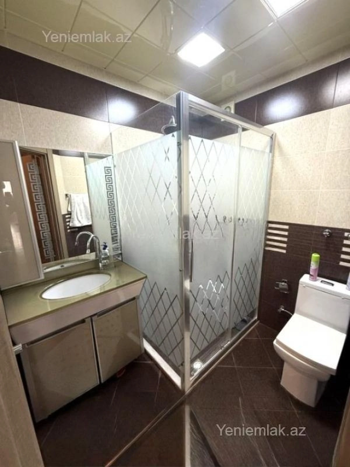 Satılır 3 otaqlı yeni tikili 130 m²