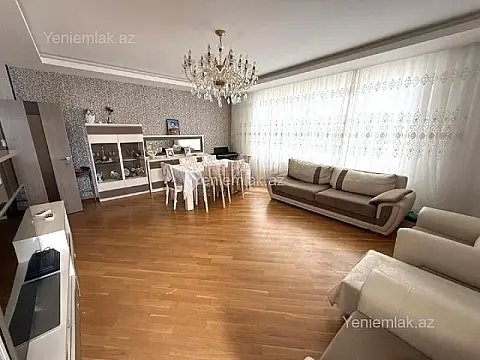Satılır 3 otaqlı yeni tikili 130 m²