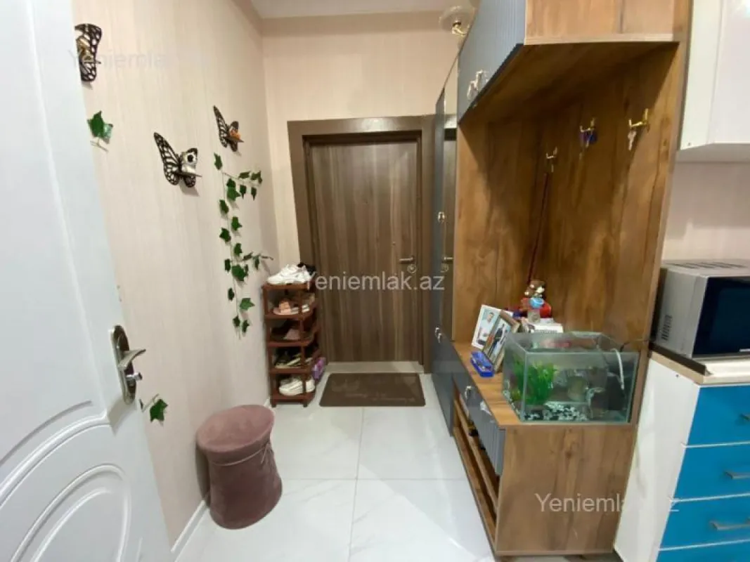 Satılır 2 otaqlı yeni tikili 75 m²