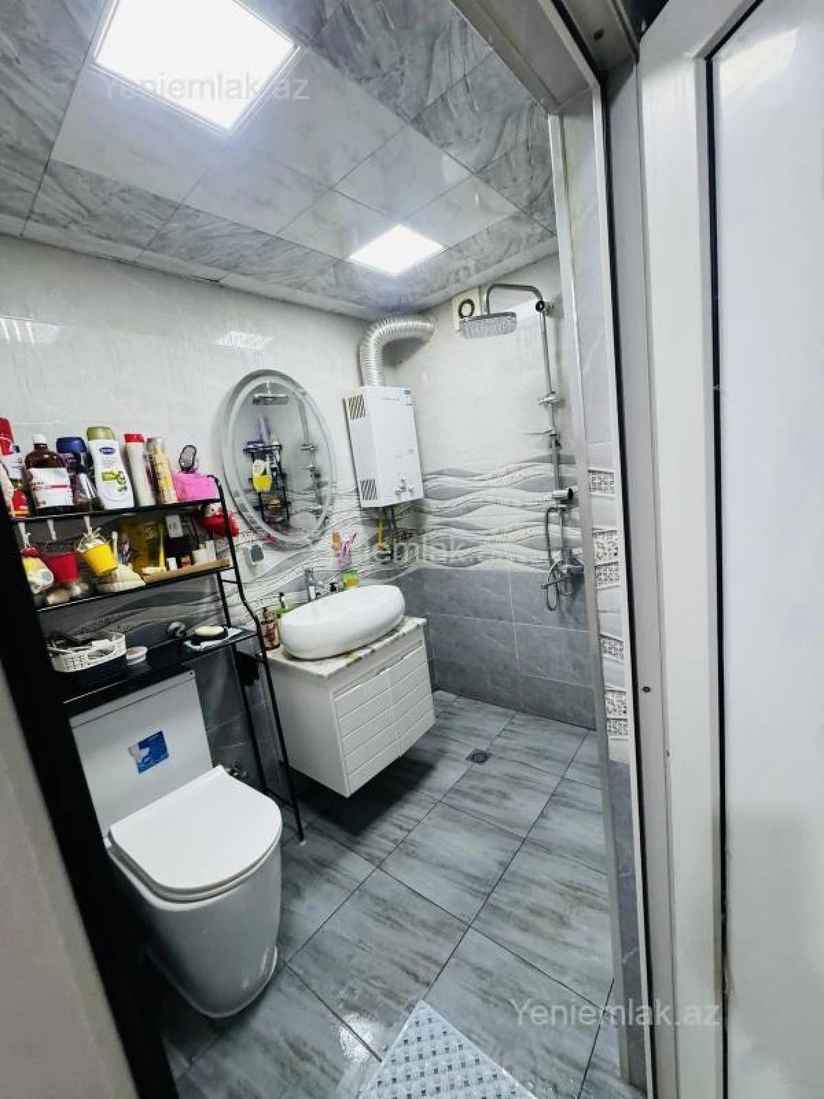 Satılır 2 otaqlı köhnə tikili 50 m²