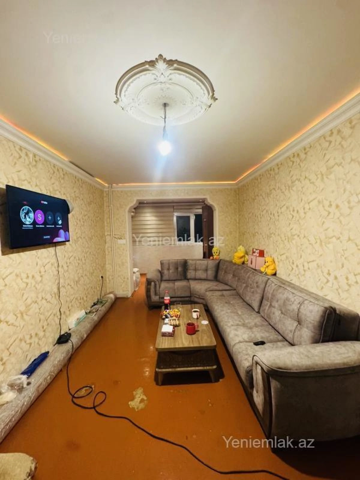 Satılır 2 otaqlı köhnə tikili 50 m²