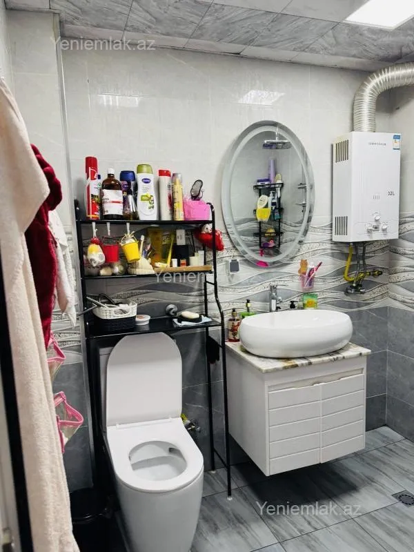 Satılır 2 otaqlı köhnə tikili 50 m²