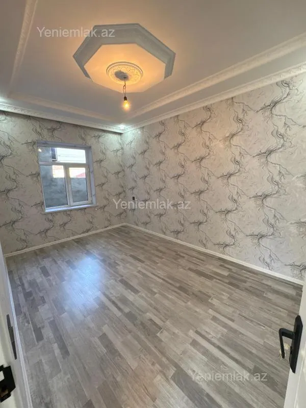 Satılır 5 otaqlı həyət evi 160 m²