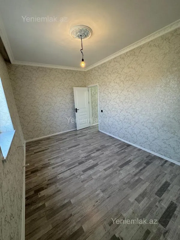 Satılır 5 otaqlı həyət evi 160 m²