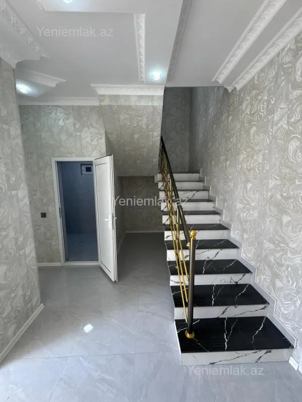 Satılır 5 otaqlı həyət evi 160 m²
