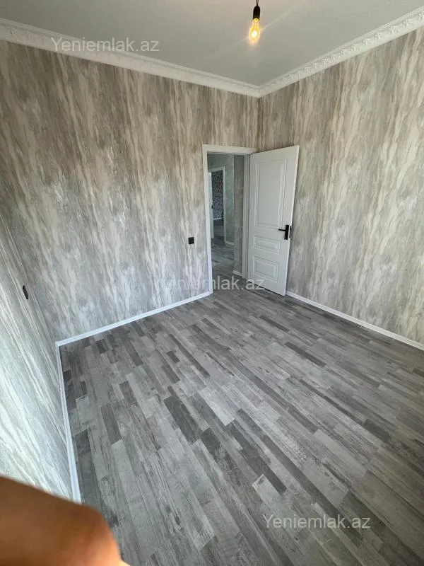Satılır 5 otaqlı həyət evi 160 m²