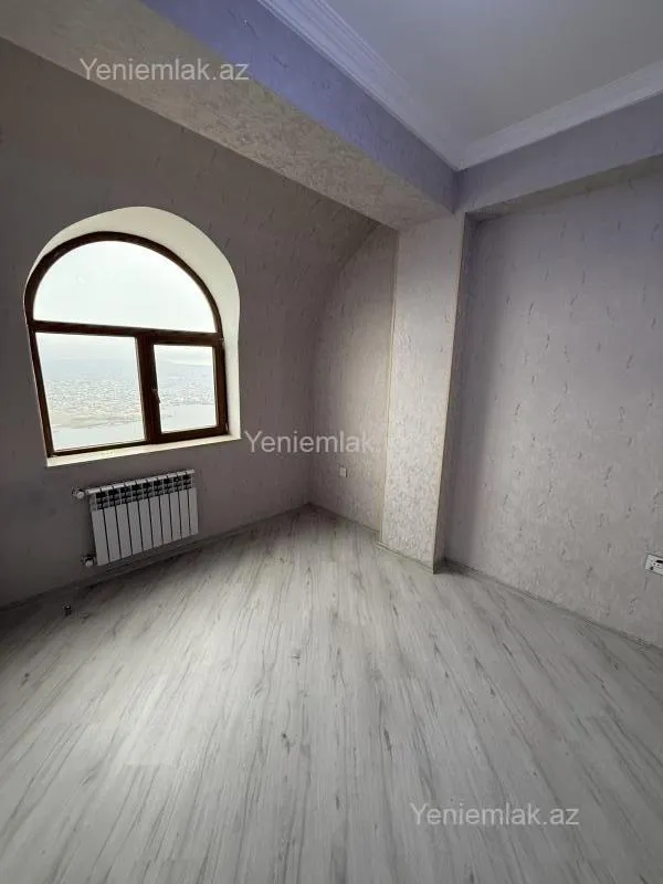 Satılır 4 otaqlı yeni tikili 97 m²