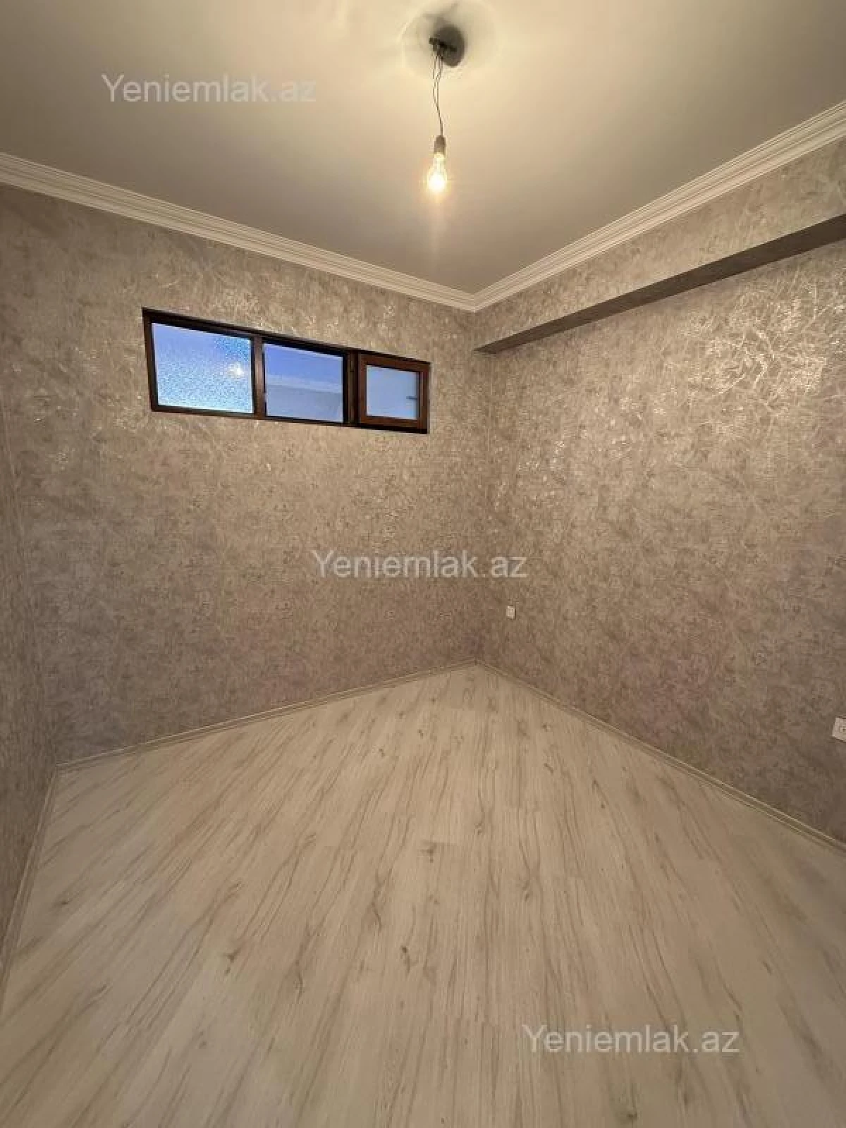 Satılır 4 otaqlı yeni tikili 97 m²