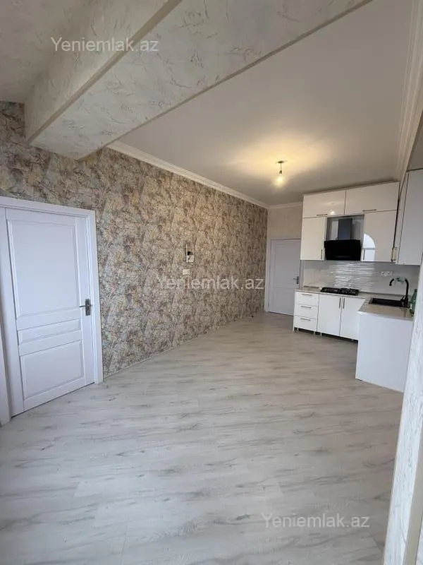 Satılır 4 otaqlı yeni tikili 97 m²