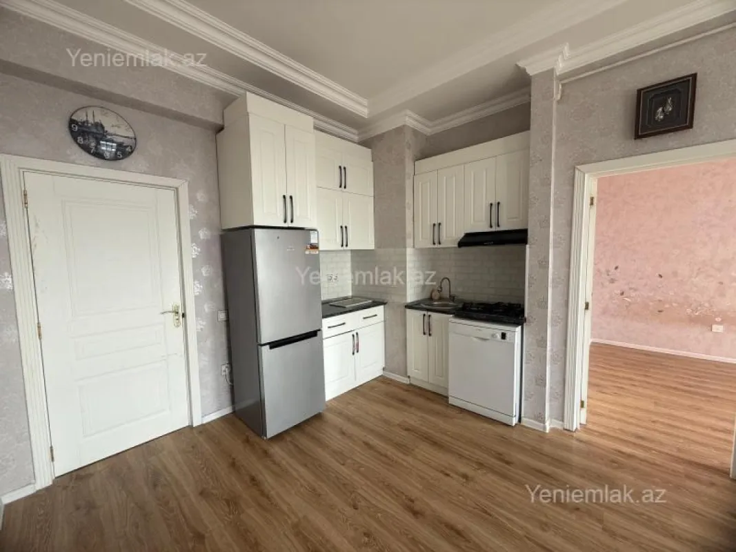 Satılır 2 otaqlı yeni tikili 49 m²