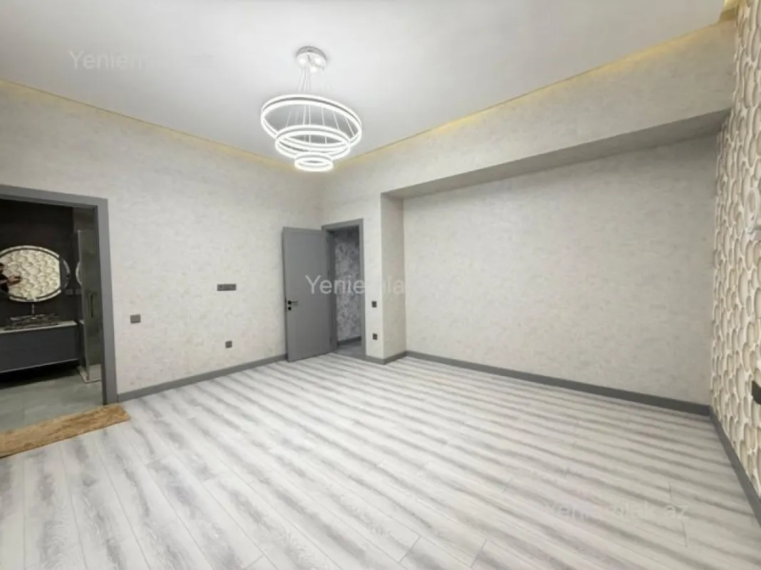 Satılır 4 otaqlı həyət evi 200 m²