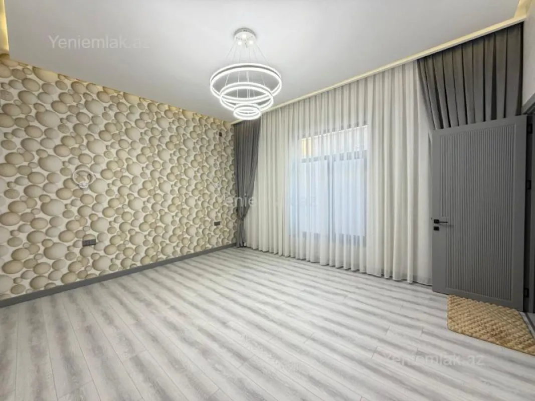 Satılır 4 otaqlı həyət evi 200 m²
