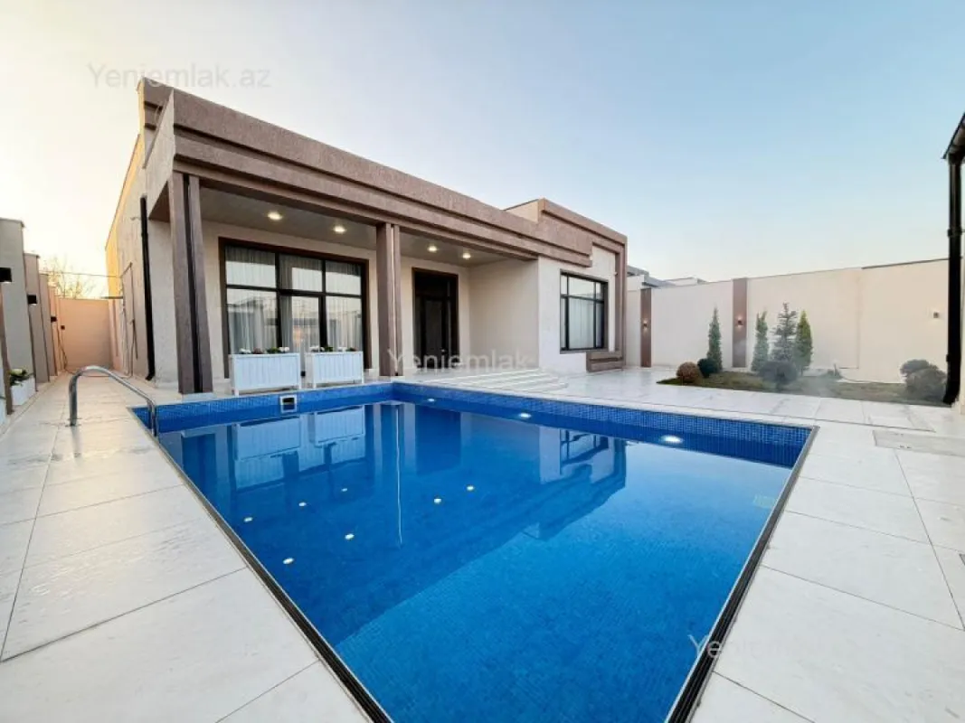 Satılır 4 otaqlı həyət evi 200 m²