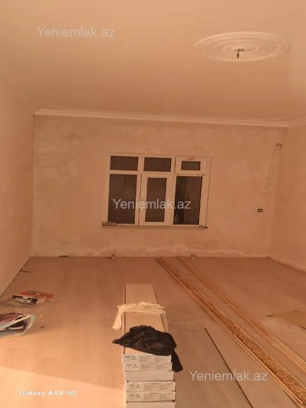 Satılır 4 otaqlı həyət evi 100 m²