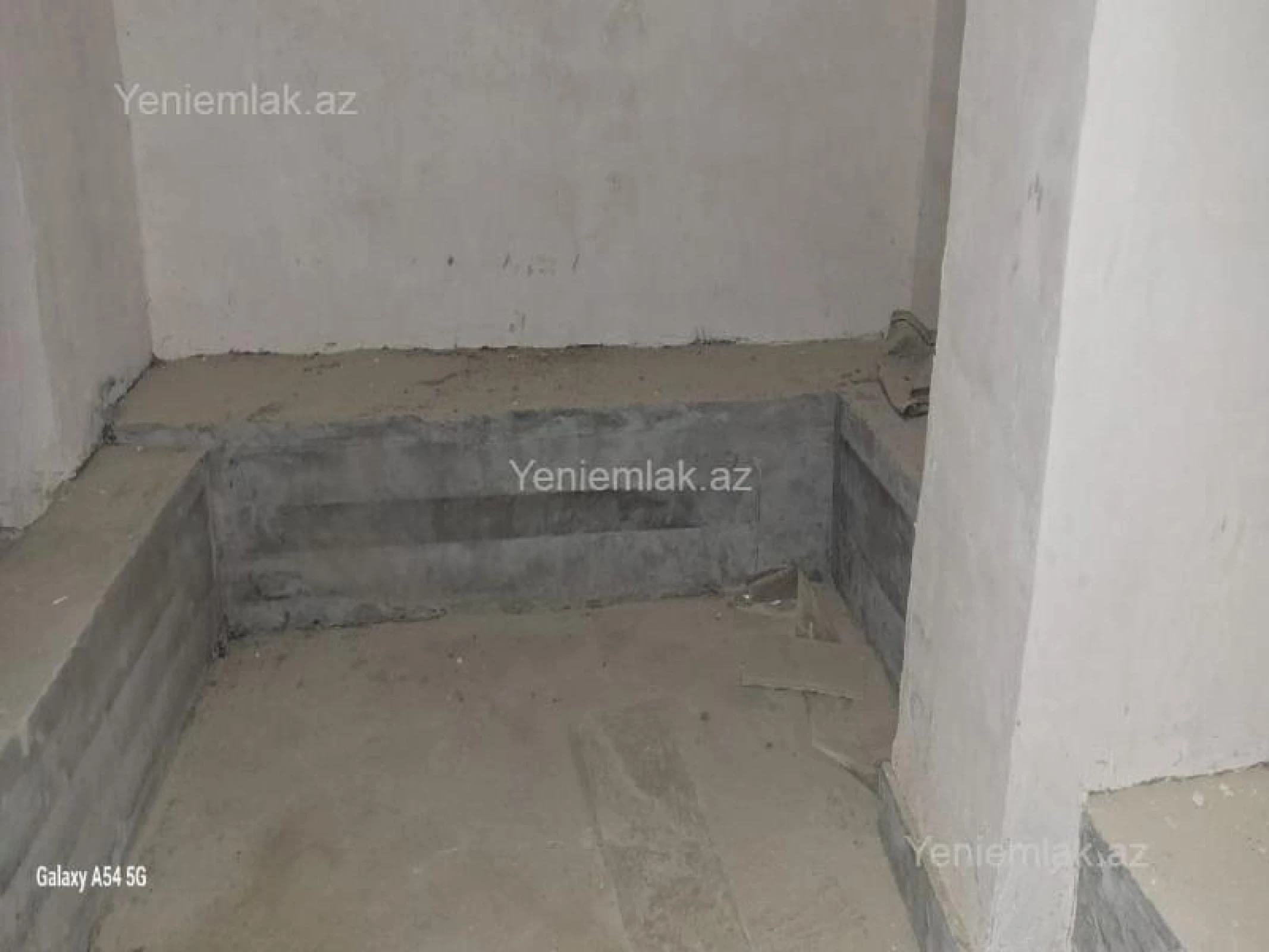 Satılır 4 otaqlı həyət evi 100 m²