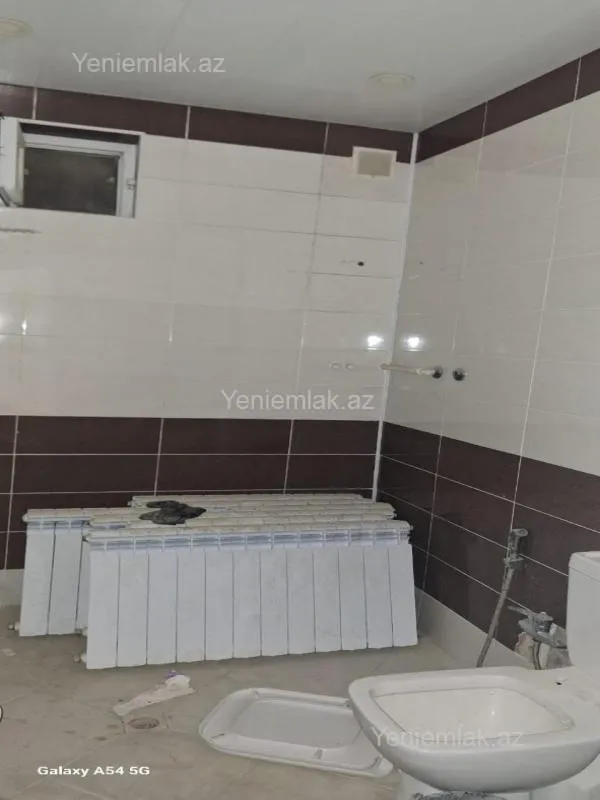 Satılır 4 otaqlı həyət evi 100 m²