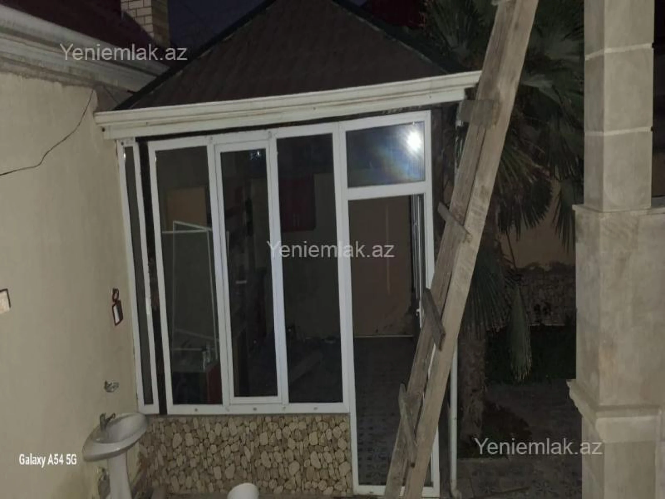 Satılır 4 otaqlı həyət evi 100 m²