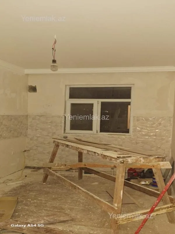 Satılır 4 otaqlı həyət evi 100 m²